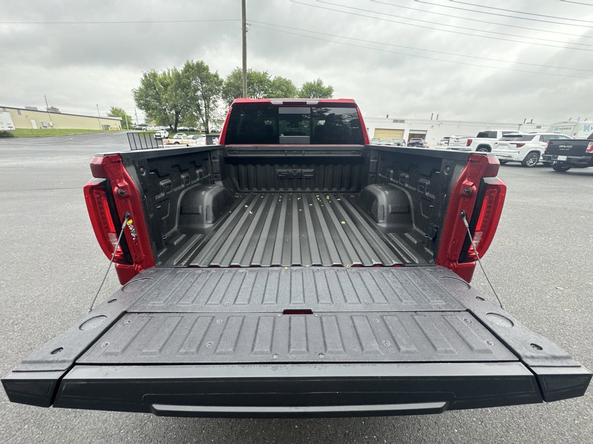 2026 GMC Sierra 1500 SLT - Photo 20