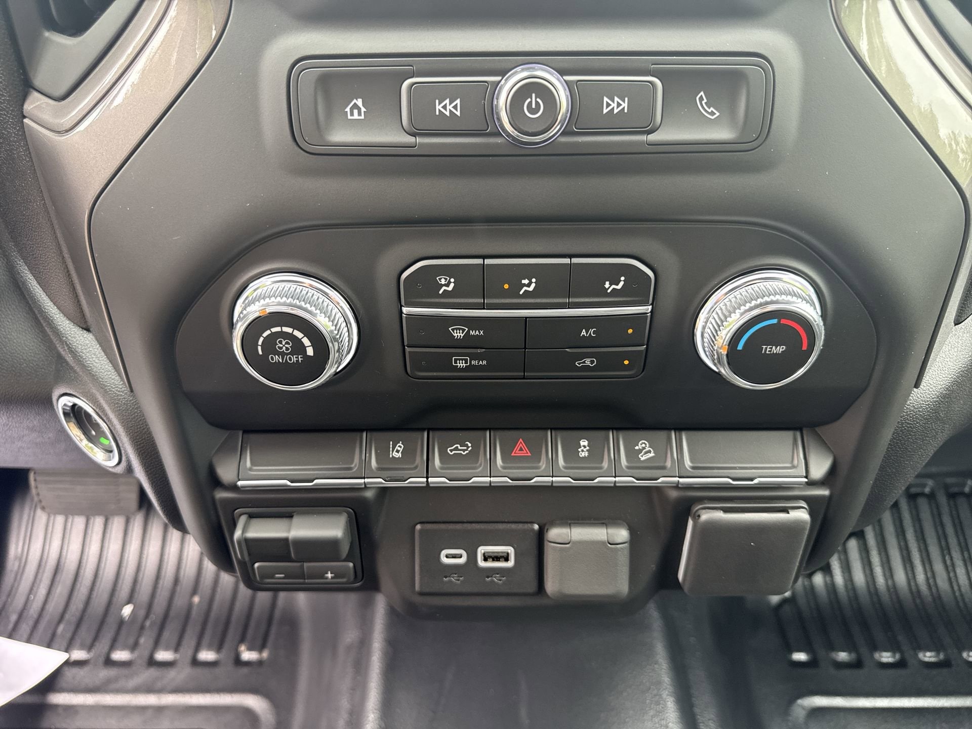 2026 GMC Sierra 3500HD Pro - Photo 16
