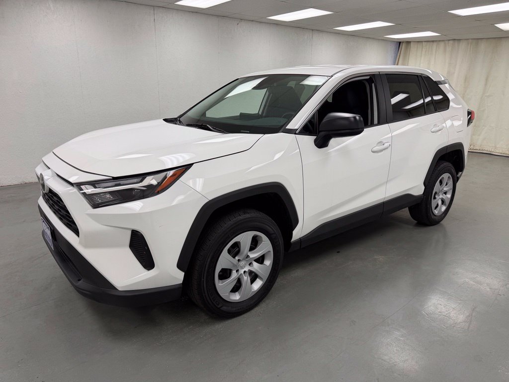 2024 Toyota RAV4 LE SUV