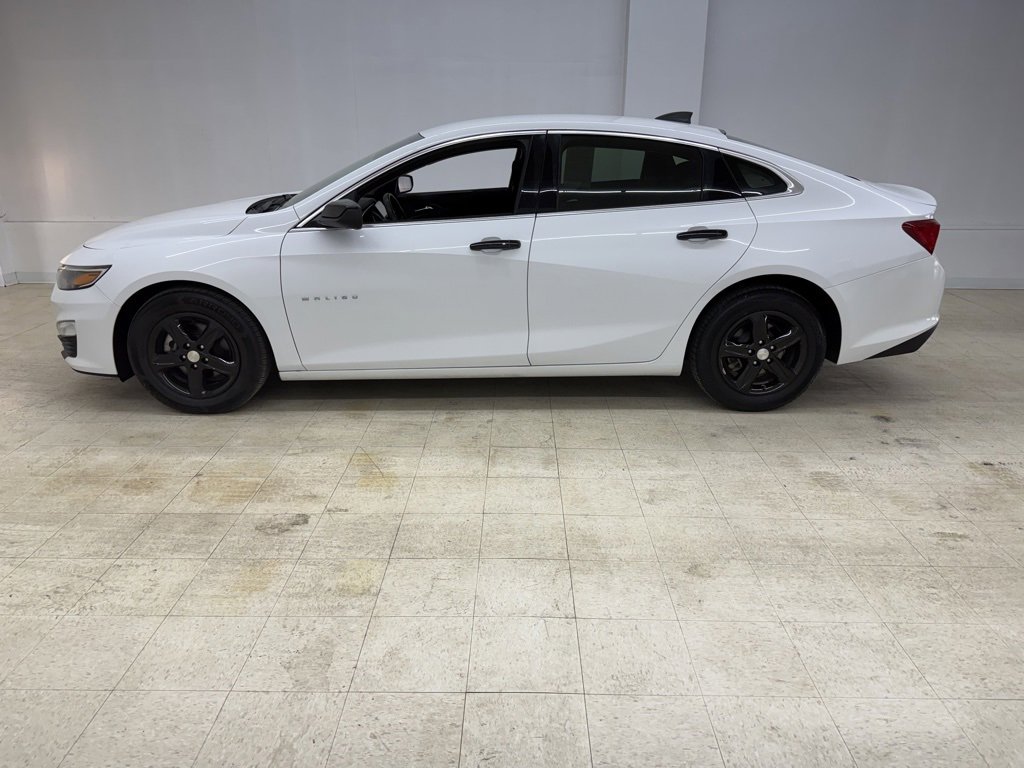 Used 2020 Chevrolet Malibu 1LS with VIN 1G1ZB5ST0LF099032 for sale in Celina, OH