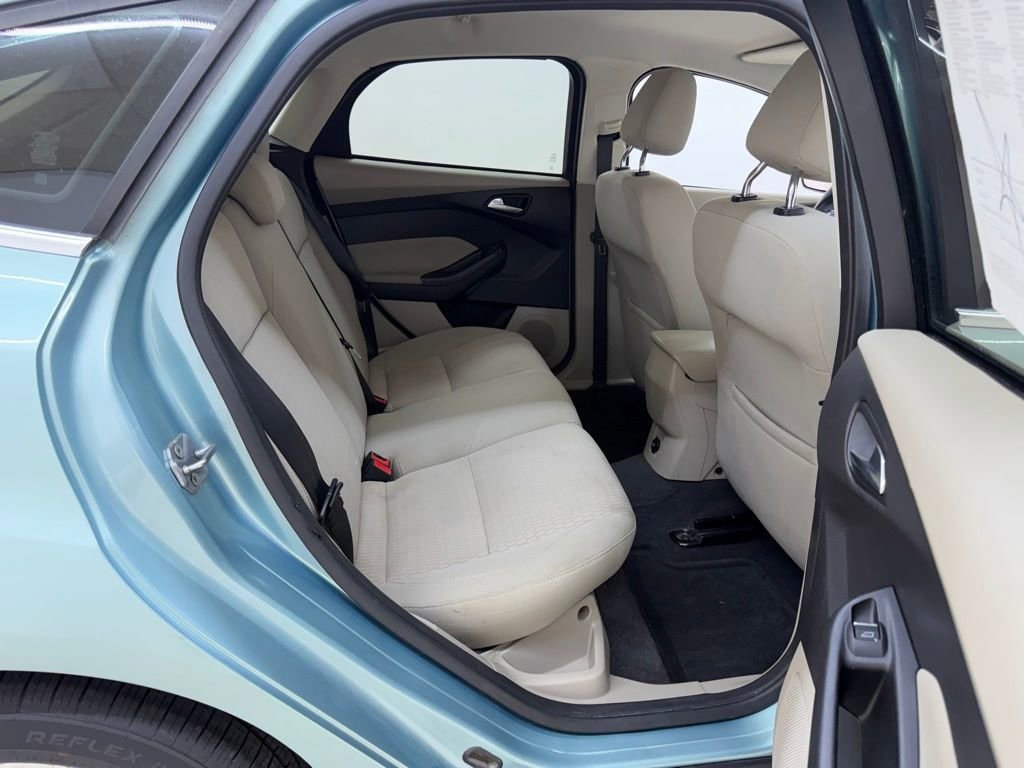 2012 Ford Focus SEL - Photo 14