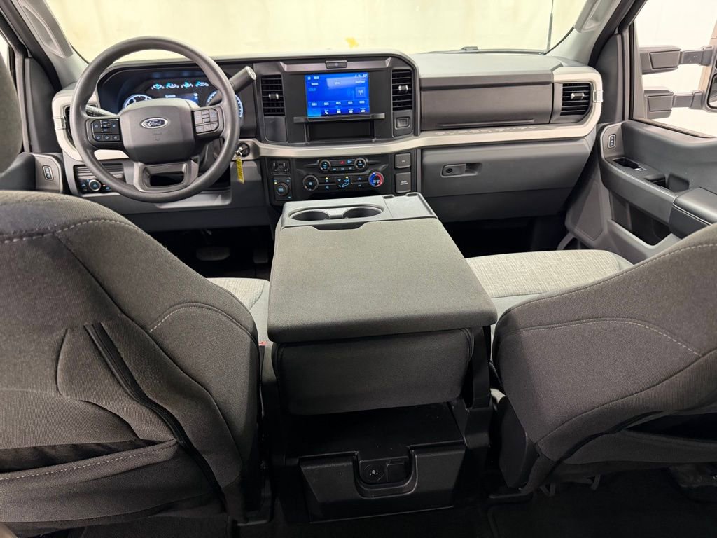 2025 Ford F-250 Super Duty XLT - Photo 29