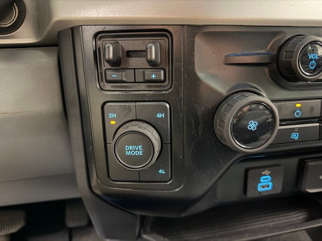 2025 Ford F-250 Super Duty XLT - Photo 27