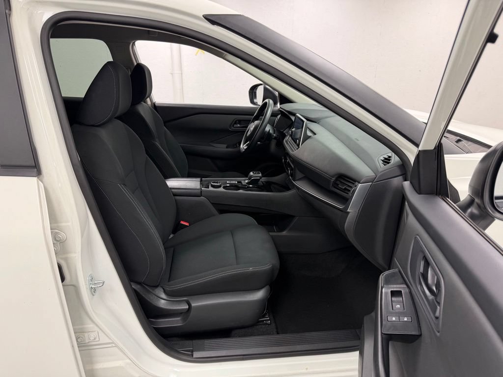 2024 Nissan Rogue S - Photo 6