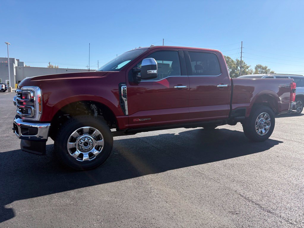 2027 Ford F-250 F-250&reg; Lariat&reg; Truck Crew Cab