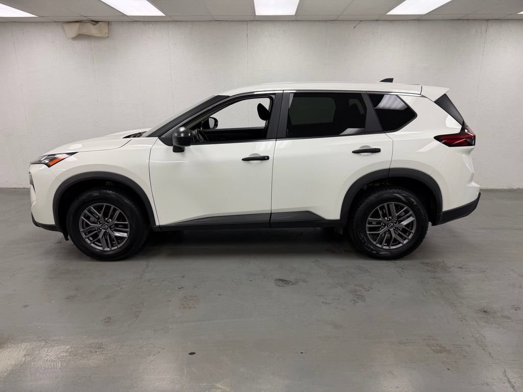 Used 2024 Nissan Rogue S with VIN 5N1BT3AB1RC671881 for sale in Celina, OH
