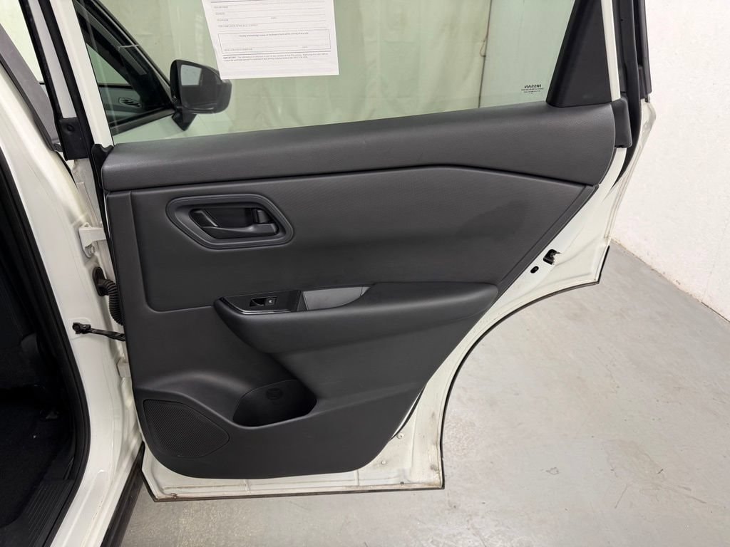 2024 Nissan Rogue S - Photo 9