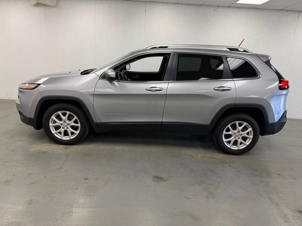 Used 2014 Jeep Cherokee Latitude with VIN 1C4PJLCB5EW101663 for sale in Celina, OH