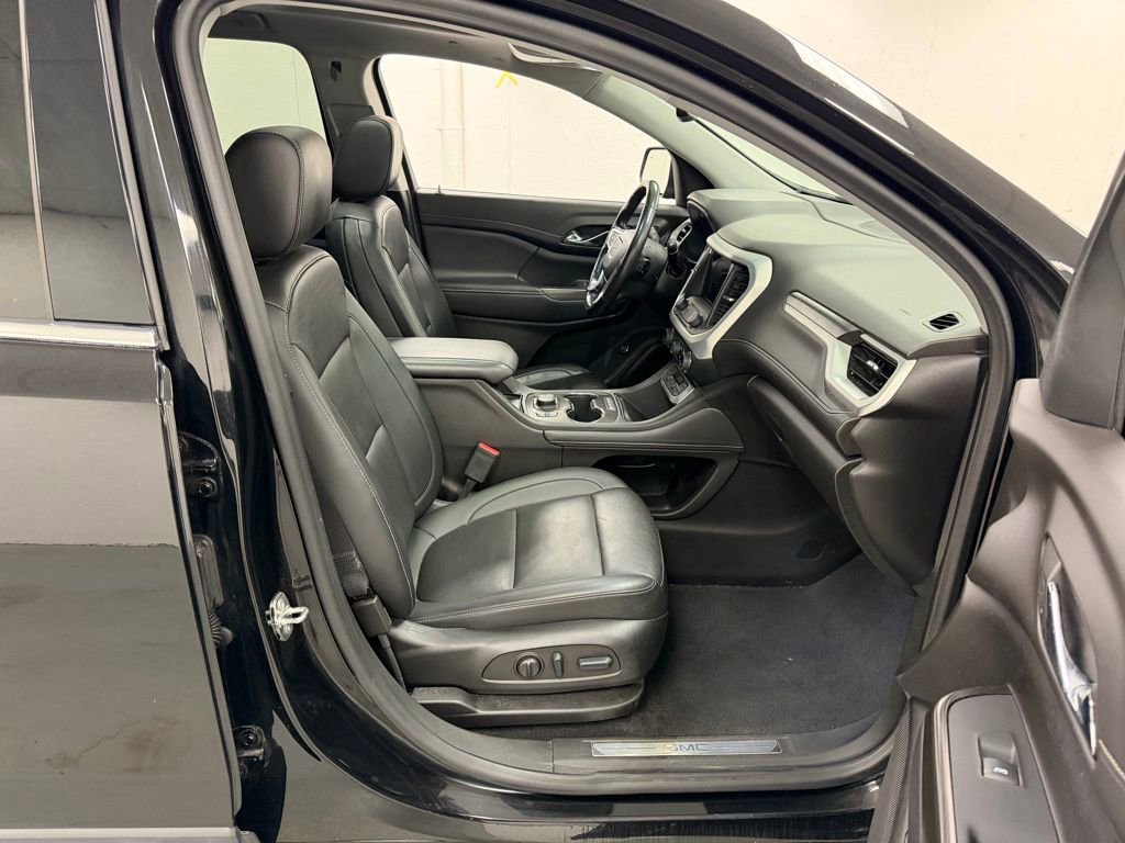 2022 GMC Acadia SLT - Photo 10