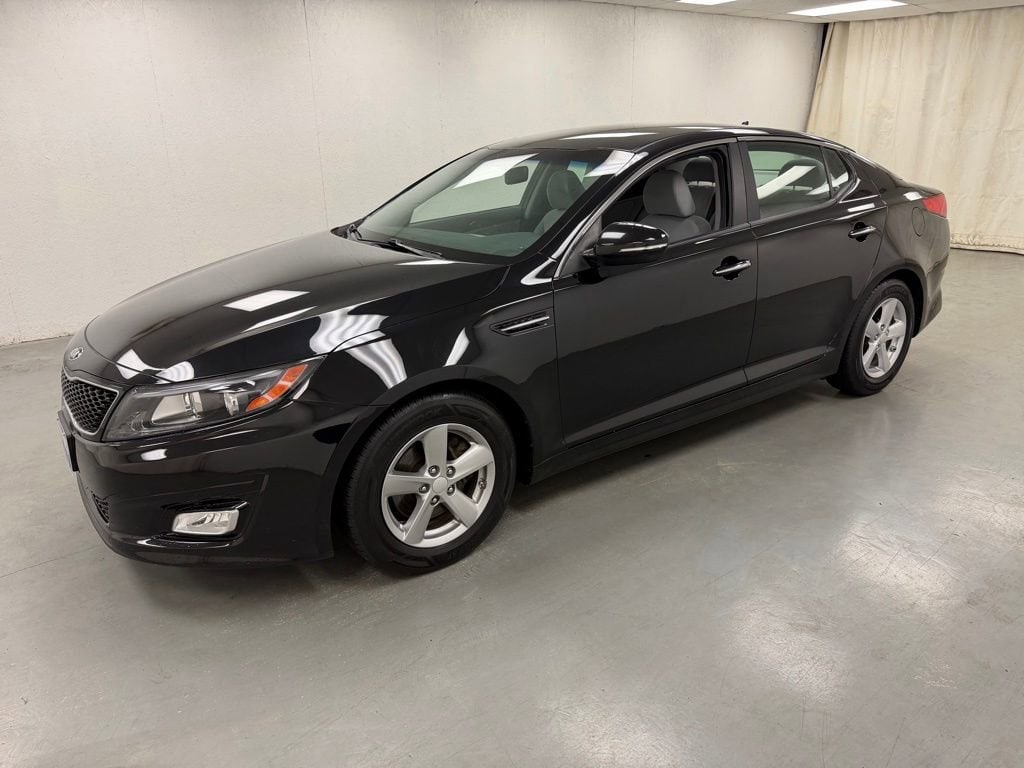2015 Kia Optima LX AT's photo