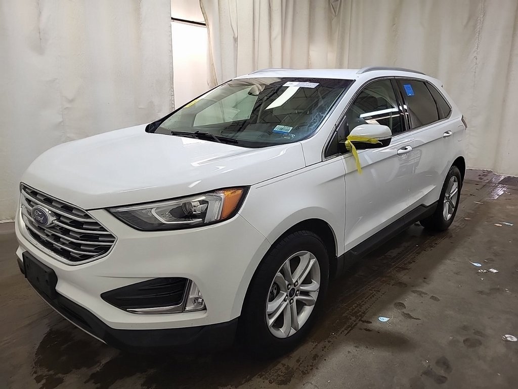 2020 Ford Edge's photo