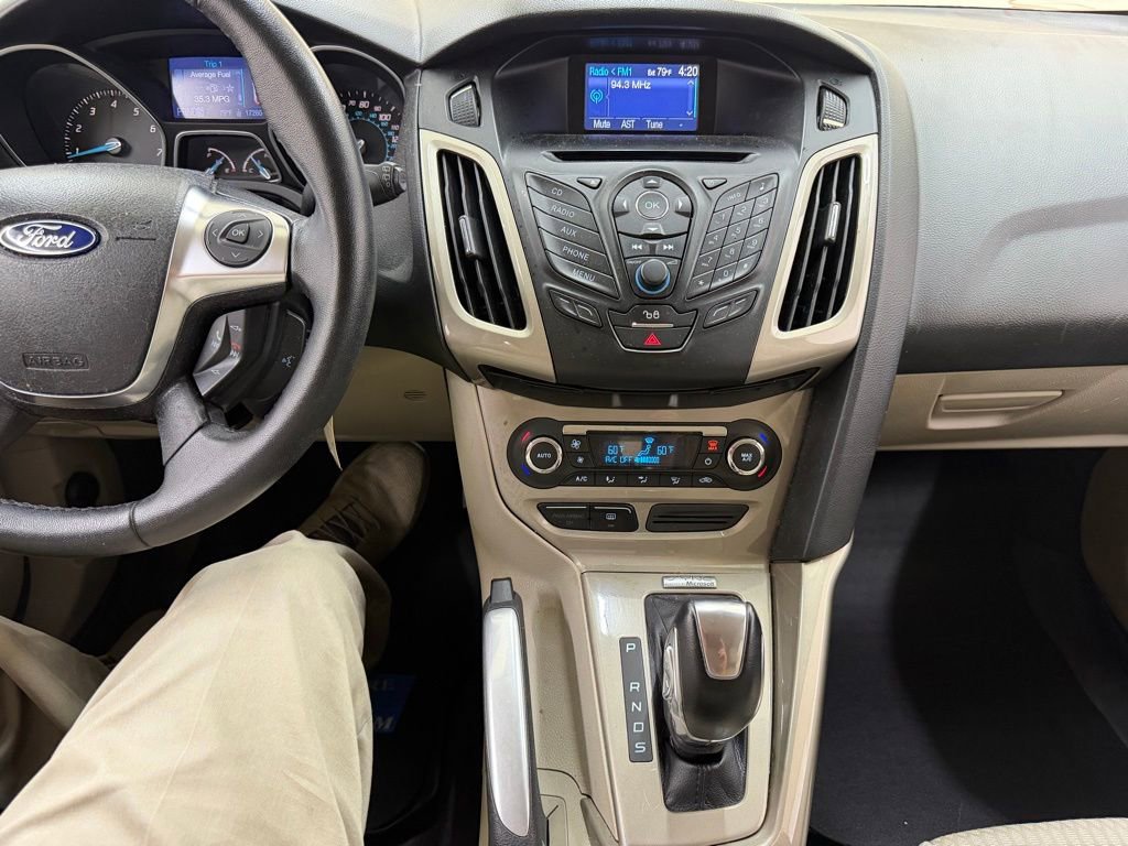 2012 Ford Focus SEL - Photo 23