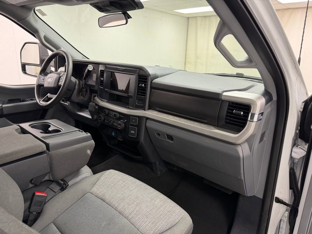 2025 Ford F-250 Super Duty XLT - Photo 11