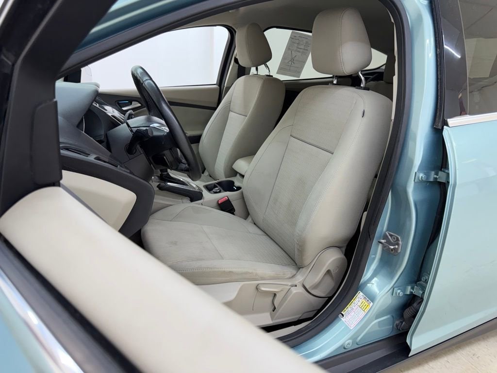 2012 Ford Focus SEL - Photo 19
