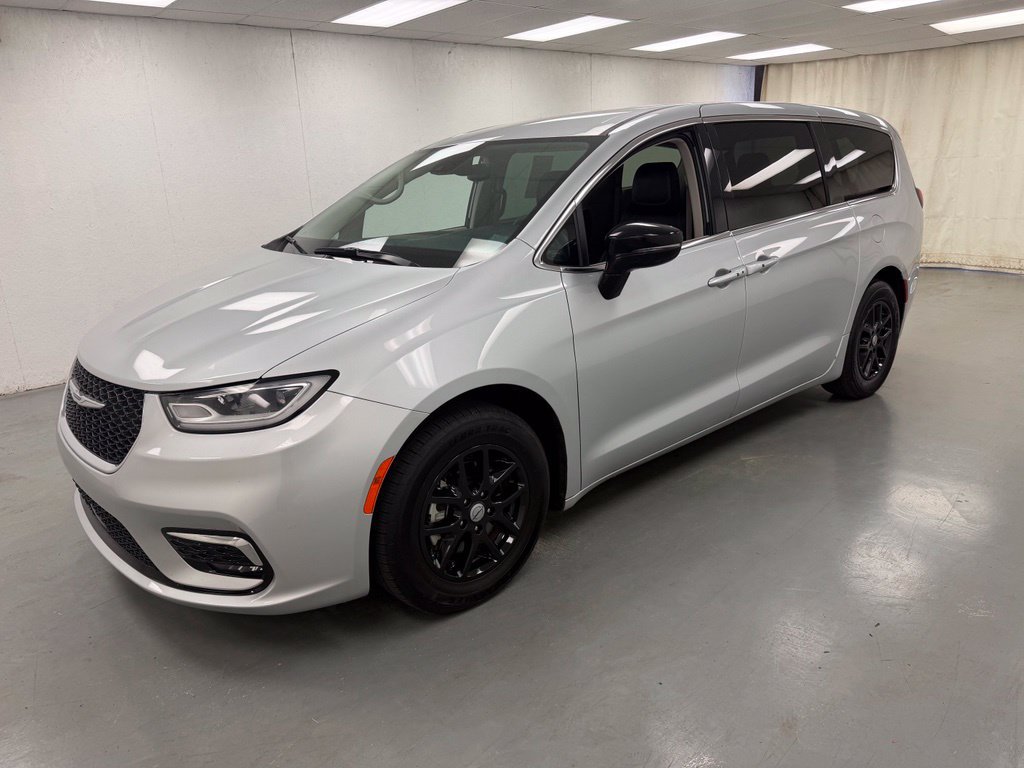 2024 Chrysler Pacifica