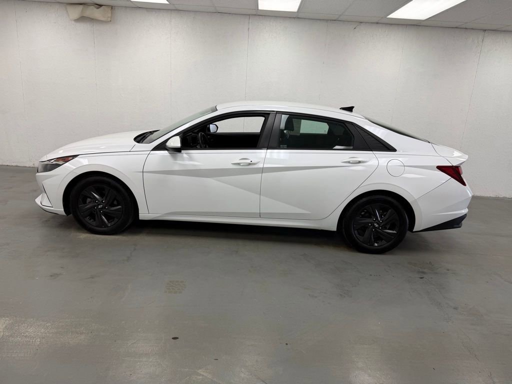 Used 2021 Hyundai Elantra SEL with VIN 5NPLM4AG2MH008274 for sale in Celina, OH