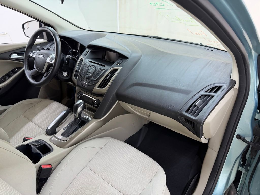 2012 Ford Focus SEL - Photo 12