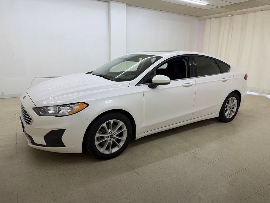 2020 Ford Fusion SE FWD's photo