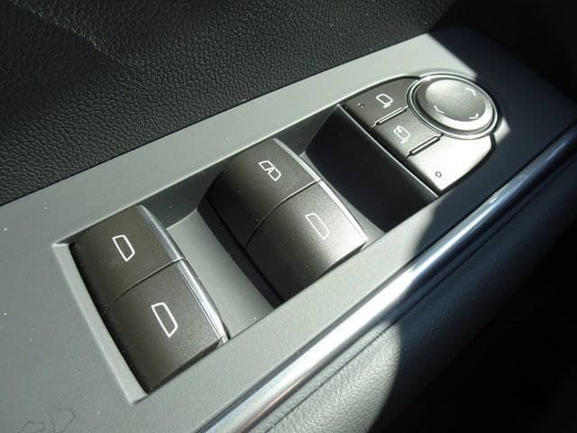 2026 GMC Acadia Denali - Photo 23