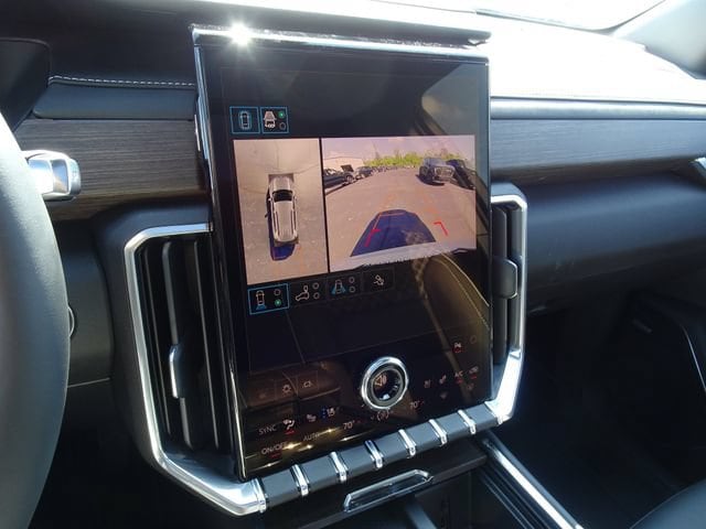 2026 GMC Acadia Denali - Photo 20