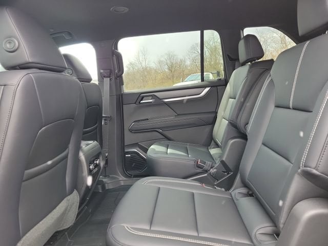 2026 GMC Acadia Elevation - Photo 11