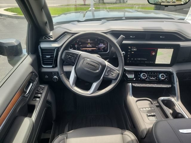 2026 GMC Sierra 3500HD Denali - Photo 10