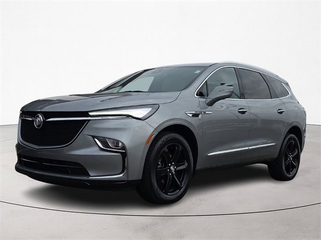 2024 Buick Enclave Essence's photo