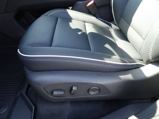 2026 GMC Acadia Denali - Photo 11