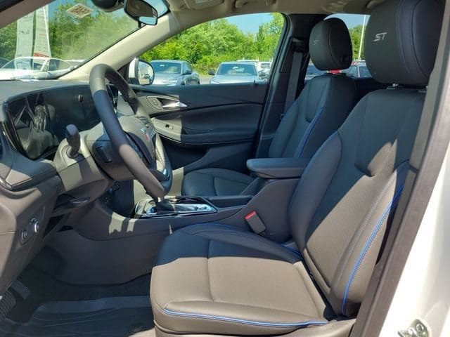 2026 Buick Encore GX Sport Touring - Photo 14
