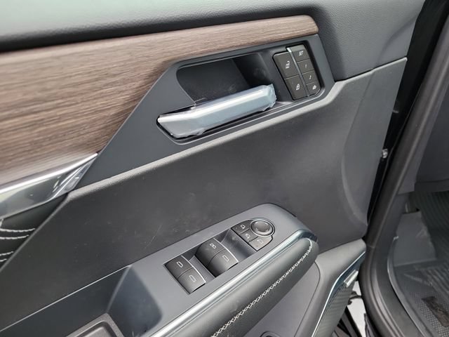 2026 GMC Acadia Denali - Photo 21