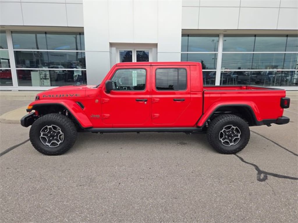 Used 2022 Jeep Gladiator Mojave Truck Crew Cab