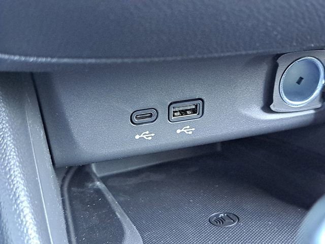 2026 Buick Envista Sport Touring - Photo 33