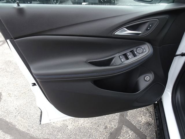 2026 Buick Encore GX Sport Touring - Photo 10