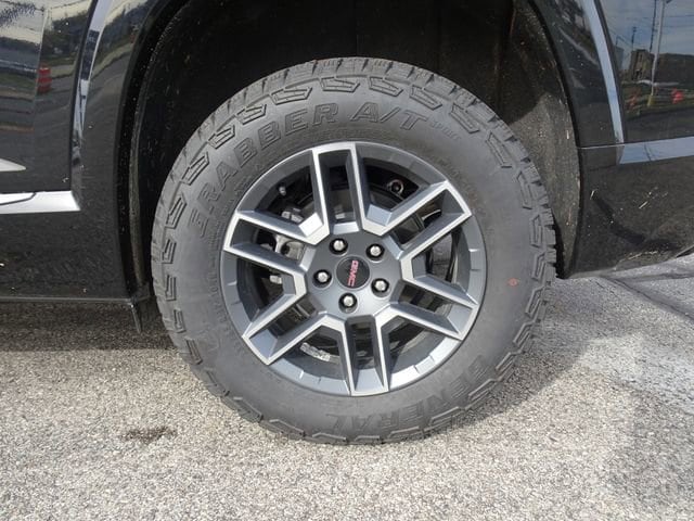 2026 GMC Terrain AT4 - Photo 26