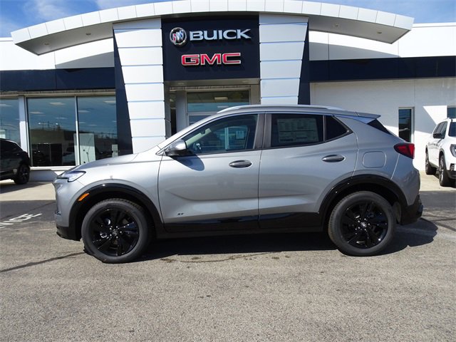 2026 Buick Encore GX Sport Touring photo 2