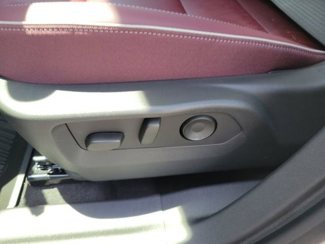 2026 Buick Envision Sport Touring - Photo 17