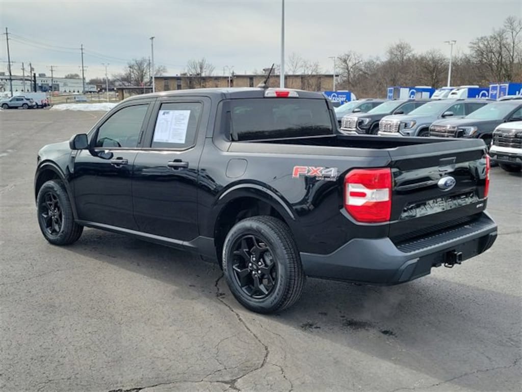 Used 2022 Ford Maverick XL Truck SuperCrew