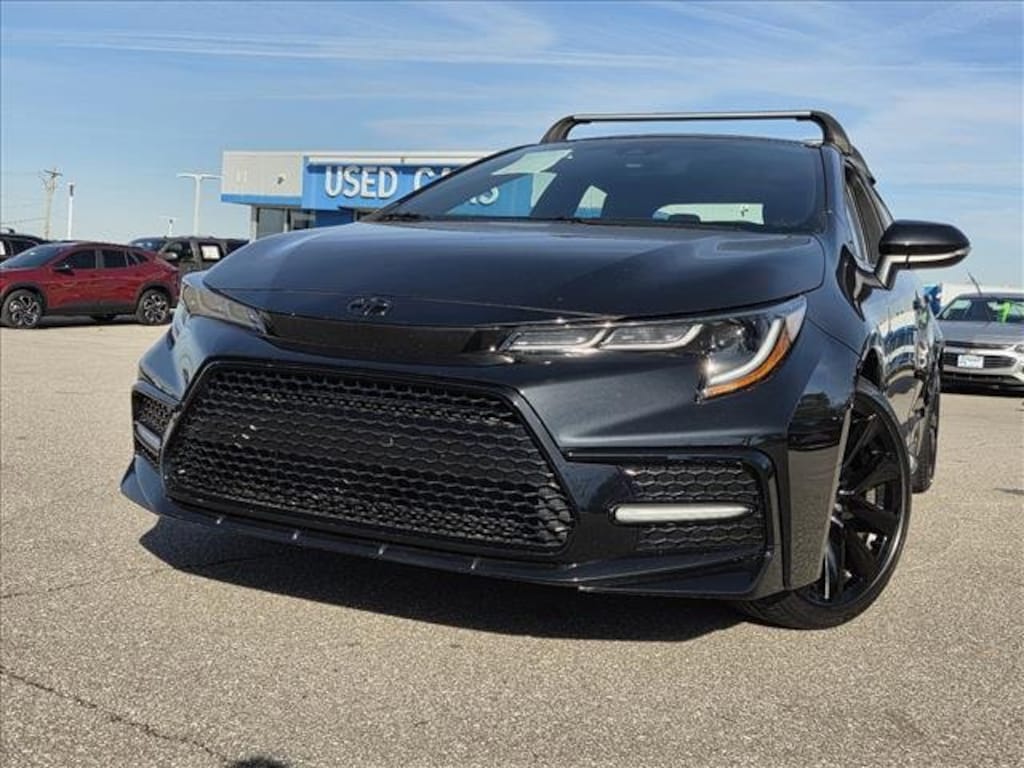 Used 2022 Toyota Corolla SE Sedan