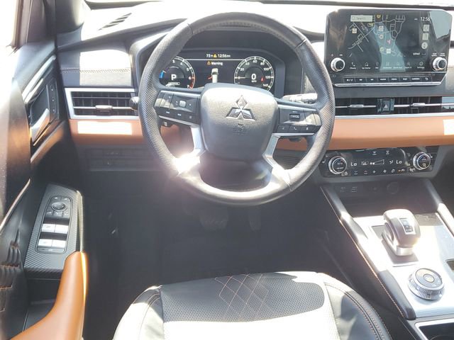 2023 Mitsubishi Outlander SEL - Photo 11