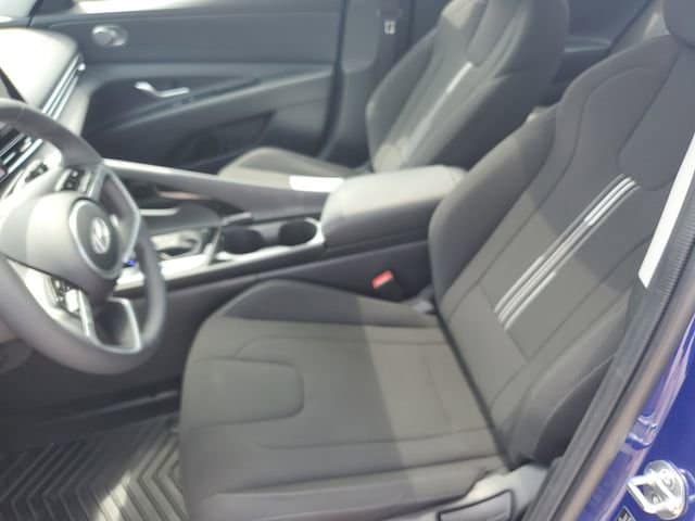 2024 Hyundai Elantra SEL - Photo 15