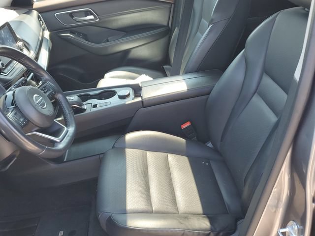 2021 Nissan Rogue SV - Photo 15