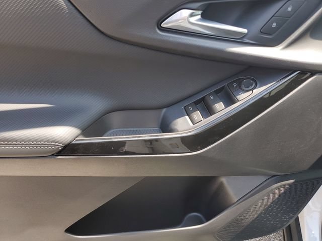 2026 Chevrolet Equinox LT - Photo 19