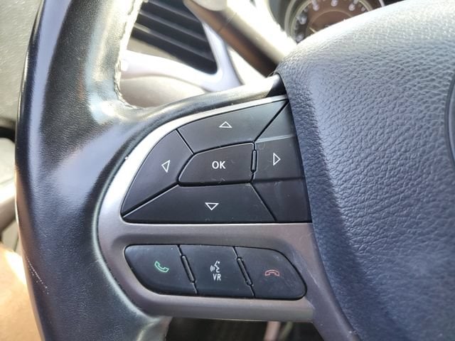 2020 Jeep Cherokee Latitude Plus - Photo 23