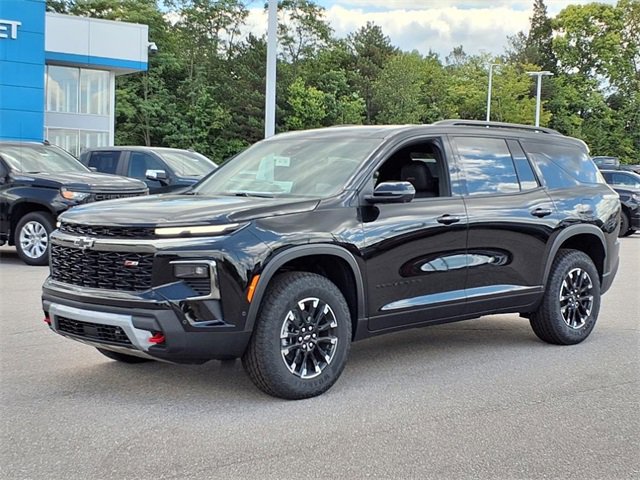 2026 Chevrolet Traverse Z71 photo 2