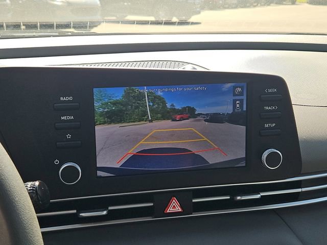 2023 Hyundai Elantra Blue - Photo 26