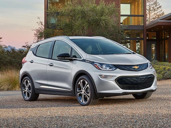 GM redesigns corporate logo as it focuses on electric vehicles