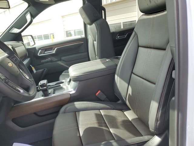 2026 Chevrolet Silverado 1500 High Country - Photo 17