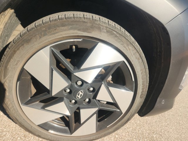 Used 2024 Hyundai Kona Limited SUV