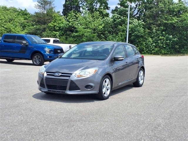 Used 2014 Ford Focus SE with VIN 1FADP3K26EL432925 for sale in Alexandria, KY
