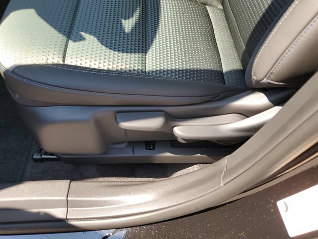 2026 Chevrolet Trax LT - Photo 18
